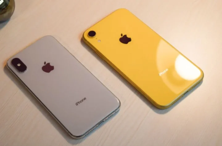 iPhone XR