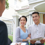 ciri agen properti profesional