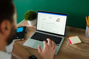 surat lamaran kerja online