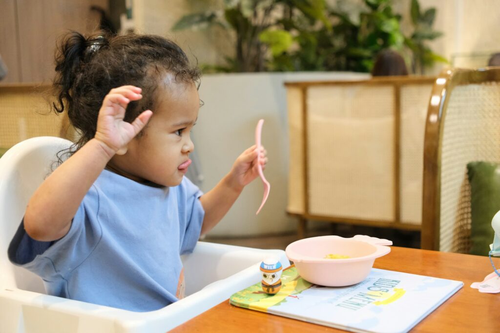 melatih sensorik anak